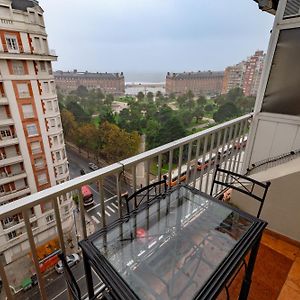 Apartamento de 2 Dormitorios